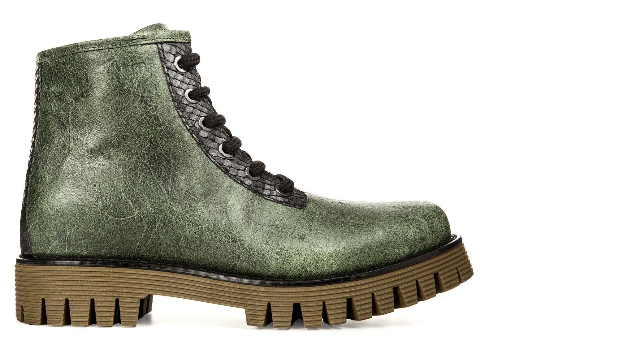 elevator boots