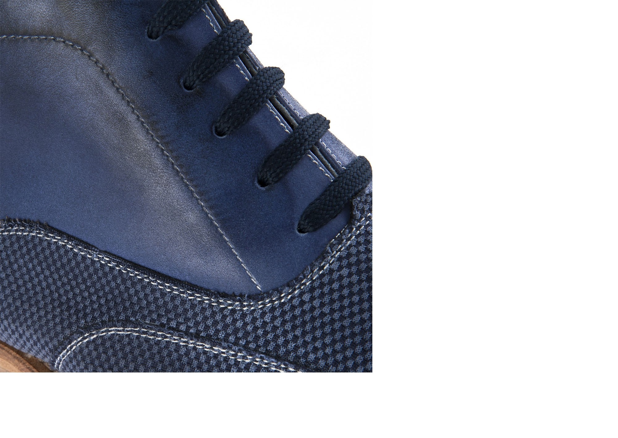 scarpe rialzate