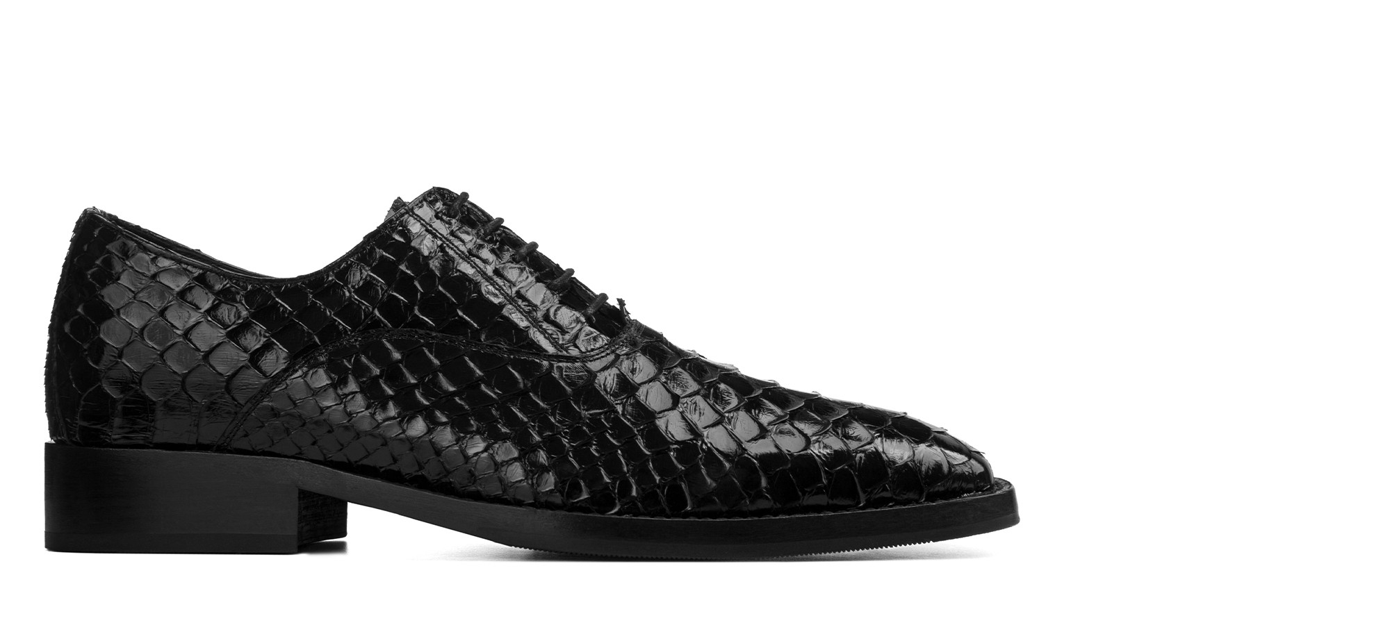 Scarpe classiche con rialzo