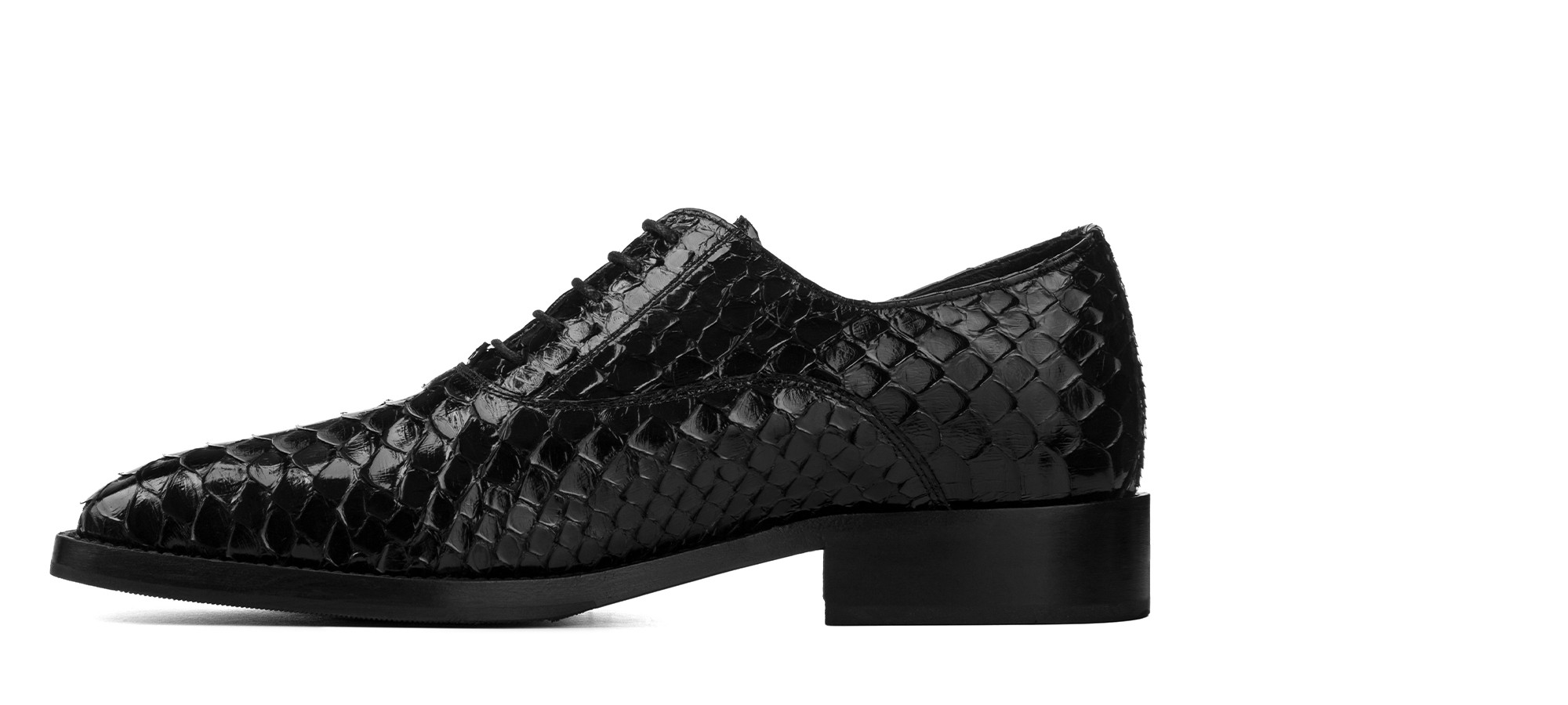 Scarpe classiche con rialzo