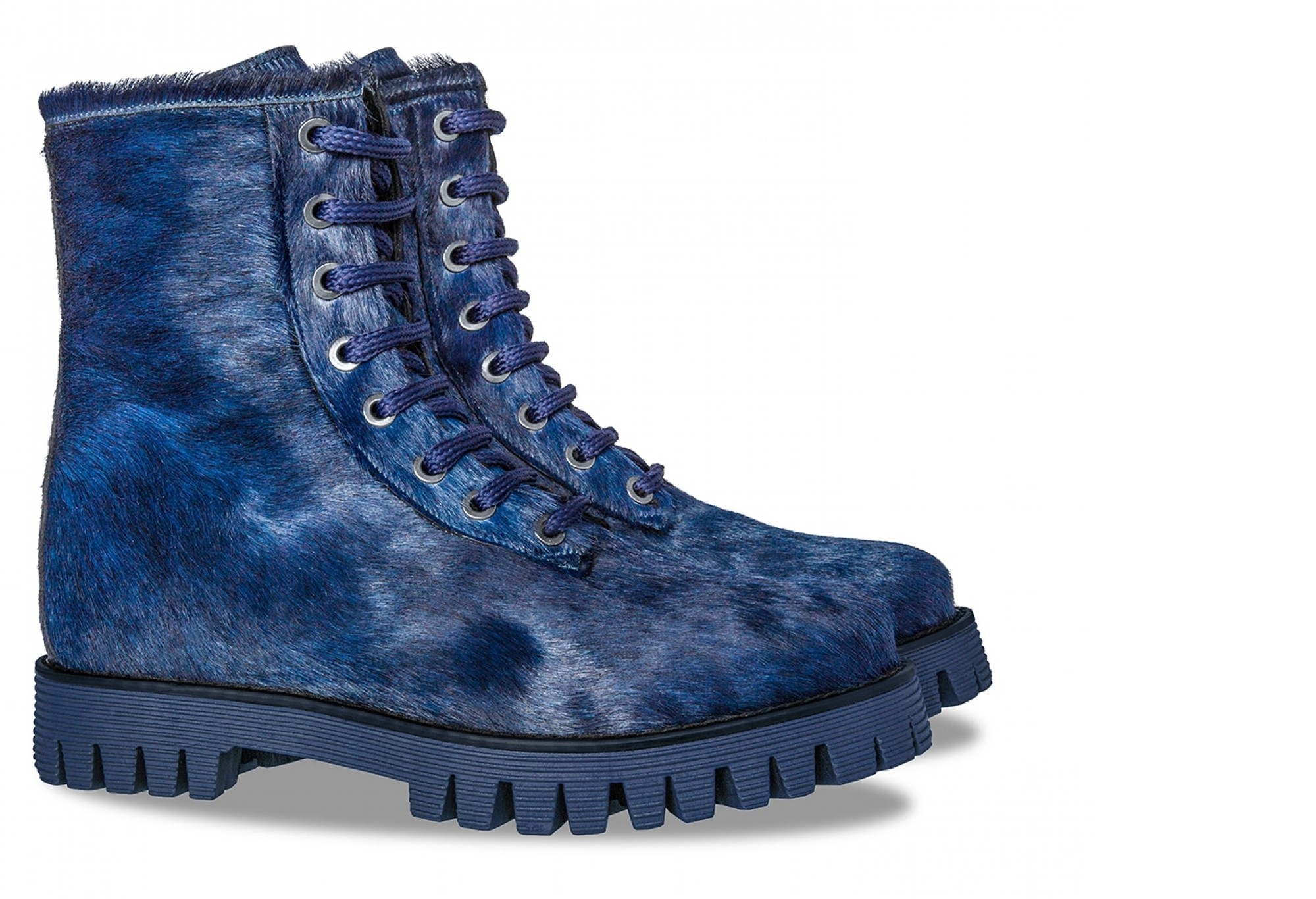 elevator boots