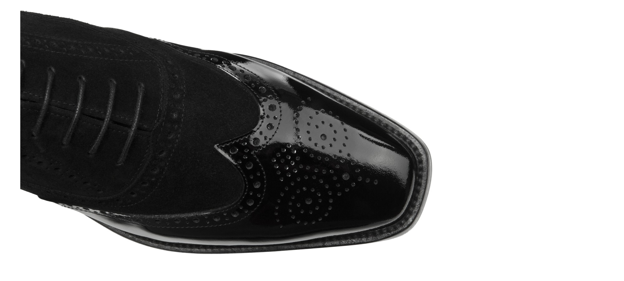 Scarpa classica con rialzo