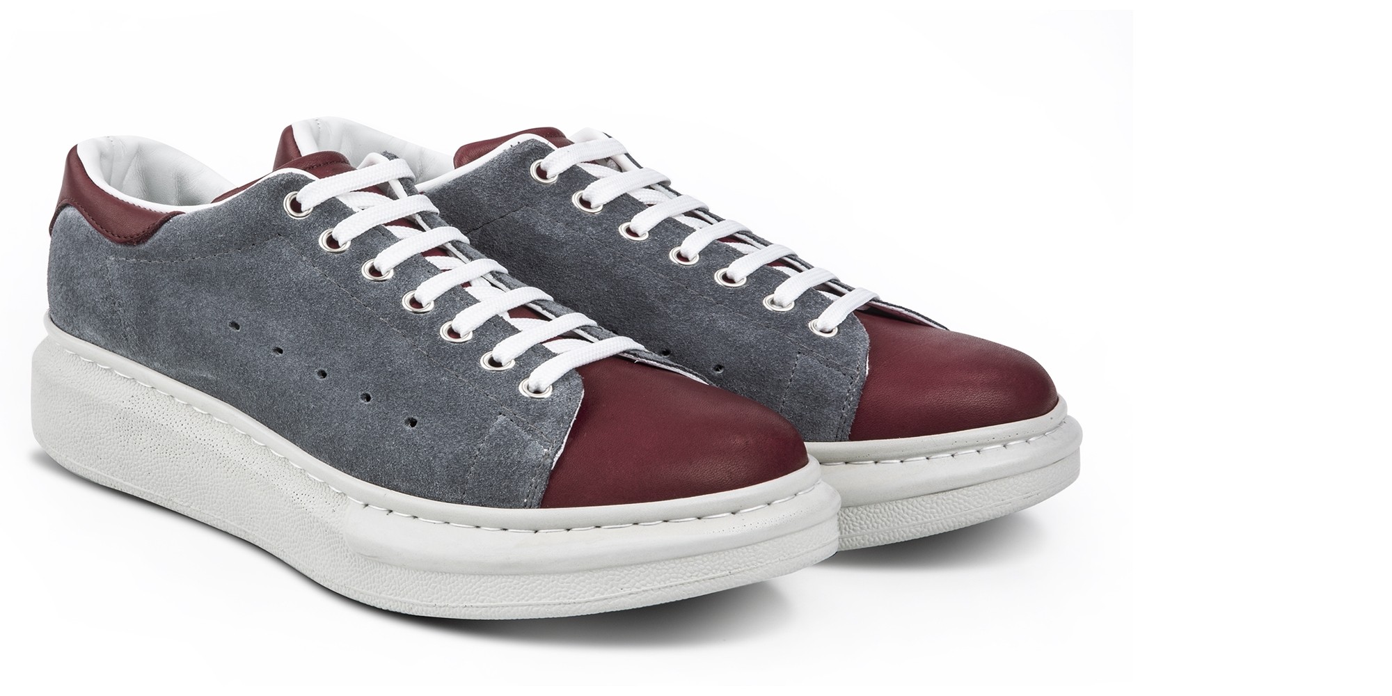 Sneakers discount con rialzo